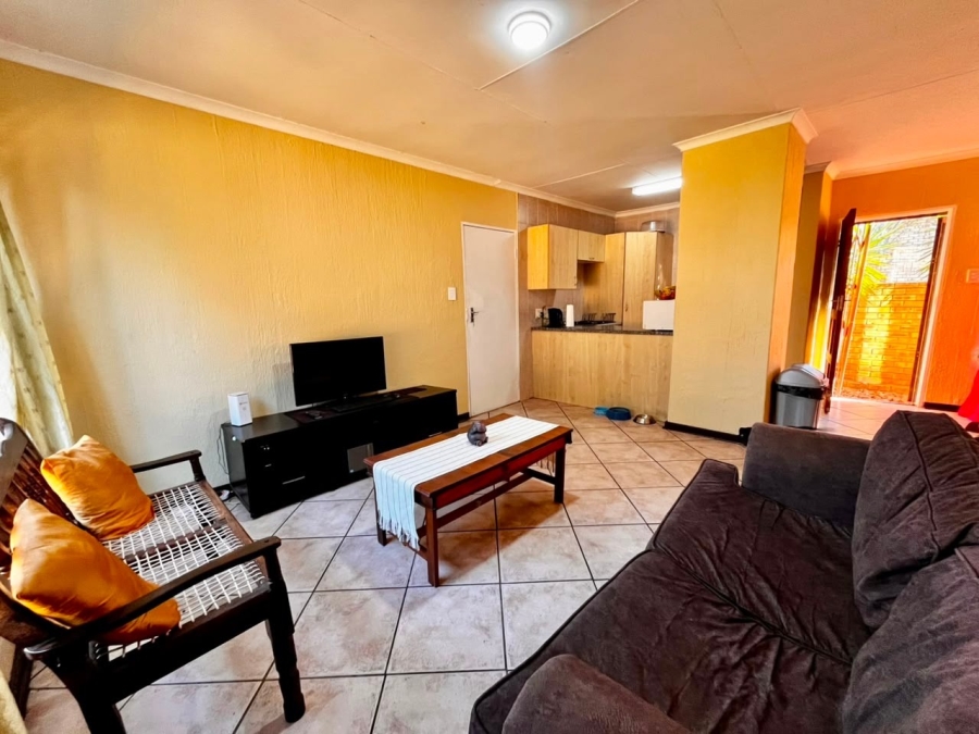 2 Bedroom Property for Sale in Cashan North West